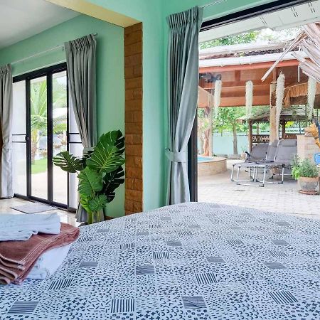 Tina'S Living Paradise - Guesthouses With Private Pool バンペー エクステリア 写真