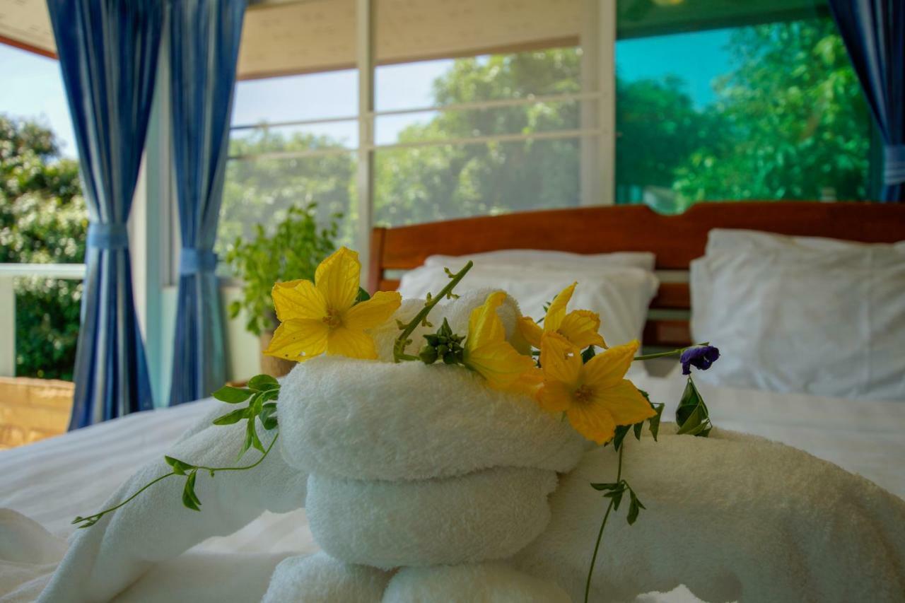 Tina'S Living Paradise - Guesthouses With Private Pool バンペー エクステリア 写真